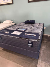 Serta Hybrid Kendall Medium Queen