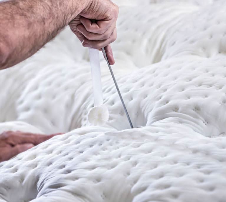 *Outlet Streamline Luxury Firm